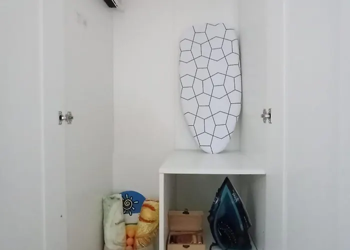 Orion's Moon Apartment *